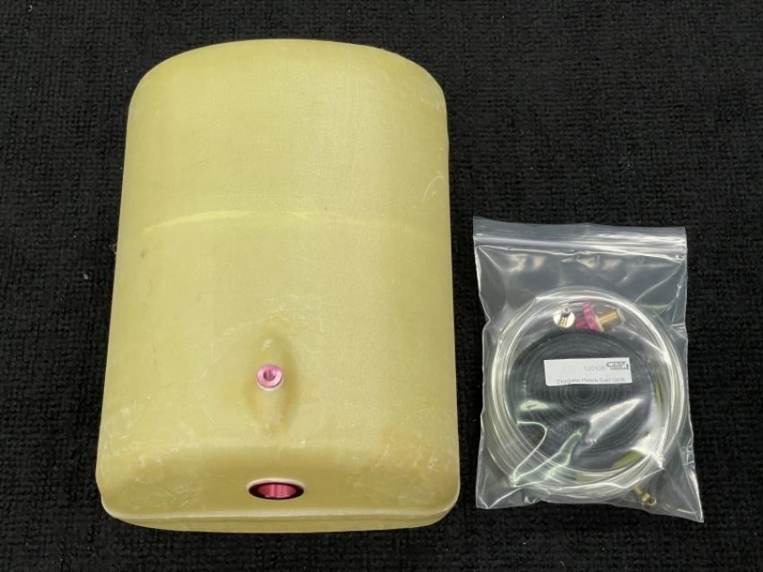 BAE Hawk 1:3.75 / F-100 Super Sabre Fuel Tank SET (Kevlar)