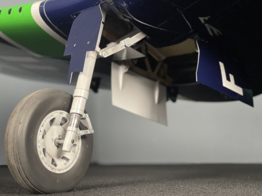 F4U Corsair Scale Electric Retract SET (Sierra)