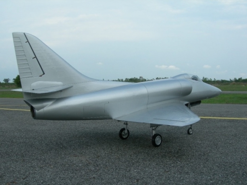 A4 Skyhawk V2 (All Silver)