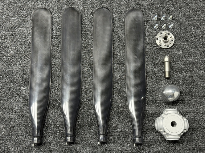 F4U-4 Corsair Carbon Scale 4-Blade 30" Propeller SET