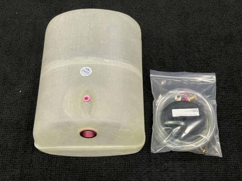 BAE Hawk 1:3.75 / F-100 Super Sabre Fuel Tank SET (Fiberglas - Light)